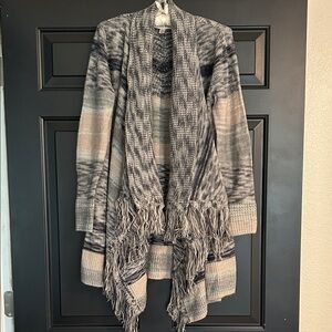 Knox Rose Gray and Cream Fringed Cardigan
